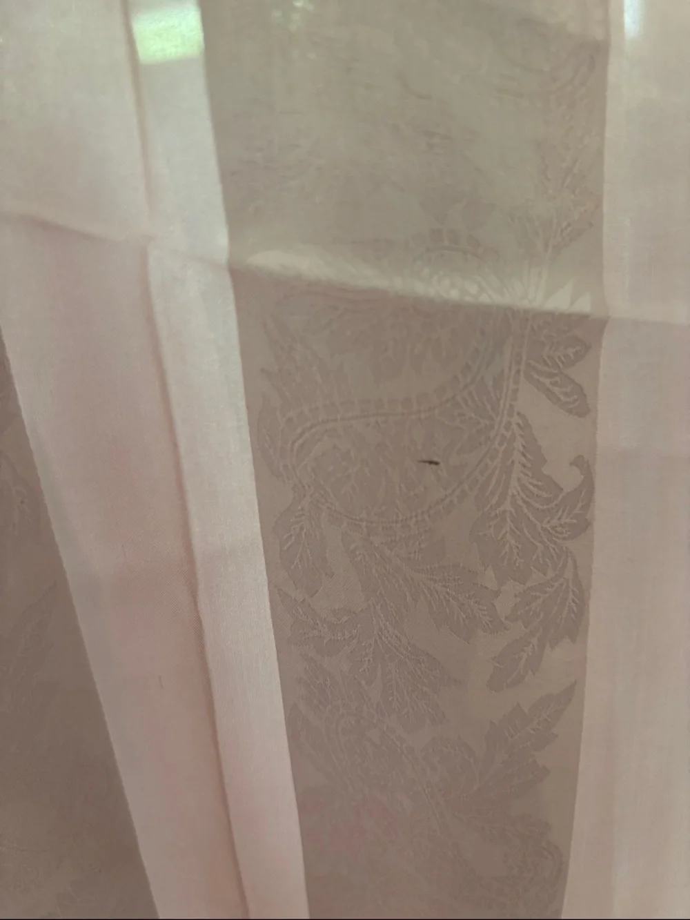 Oscar de la Renta light pink paisley print silk rectangular scarf